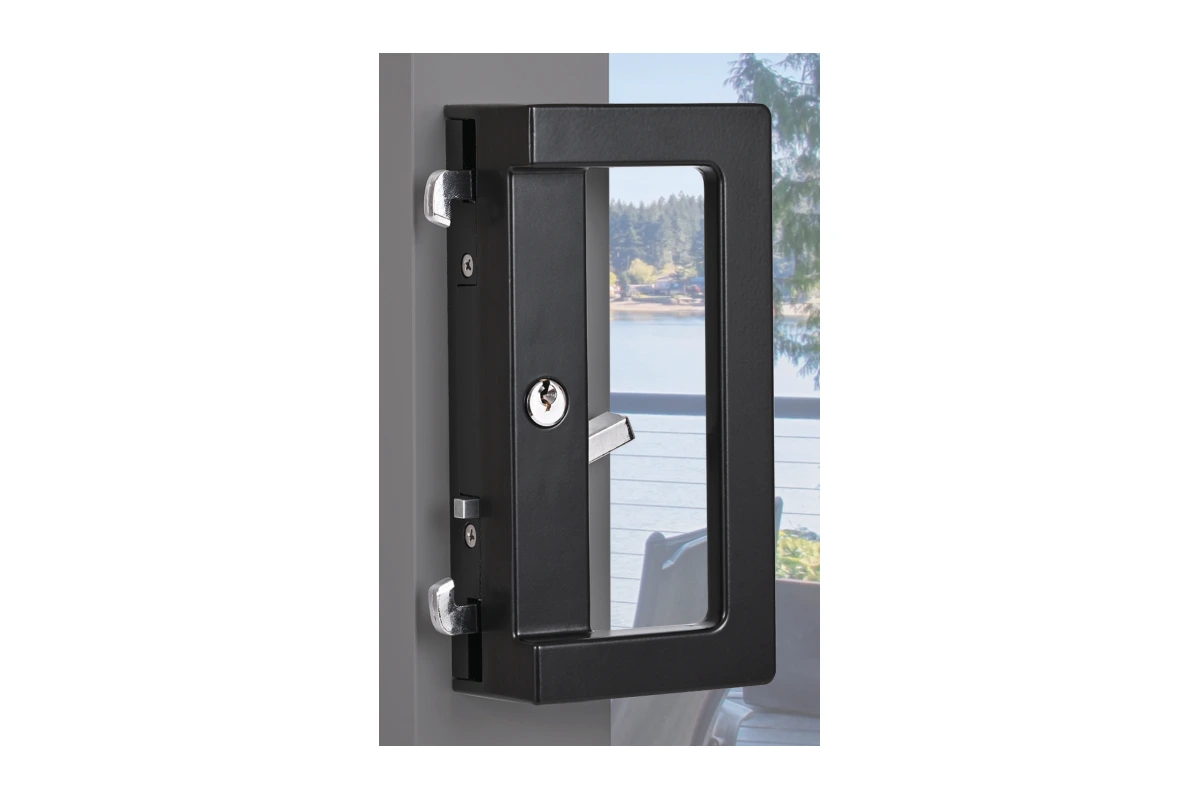 Australian D-shaped Pull Handles