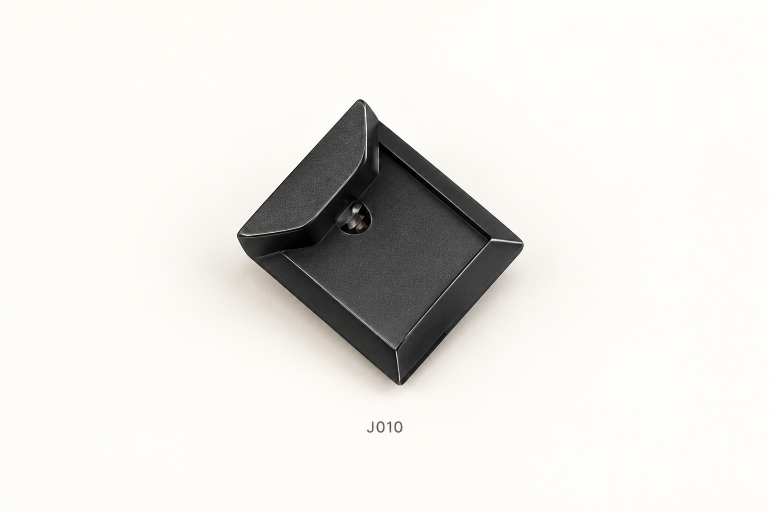 J010 black lock keep